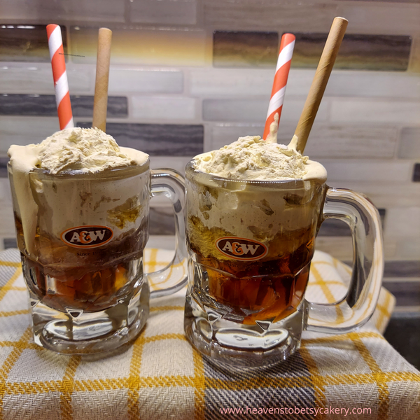 FAKE Old-Fashioned mini Root Beer Float in Glass