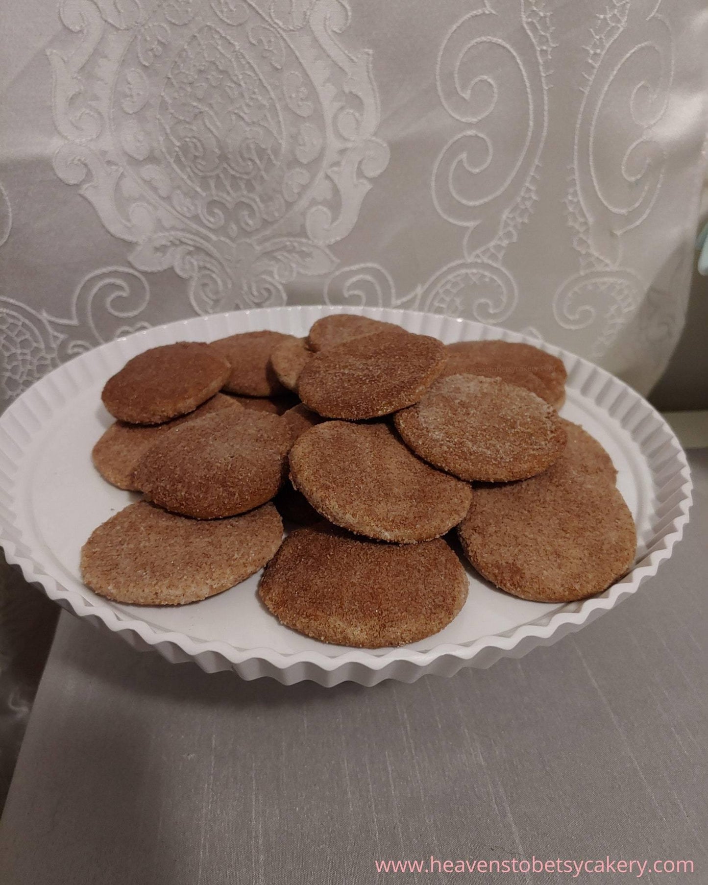 FAKE Snickerdoodle Cookies - Heavens To Betsy Cakery