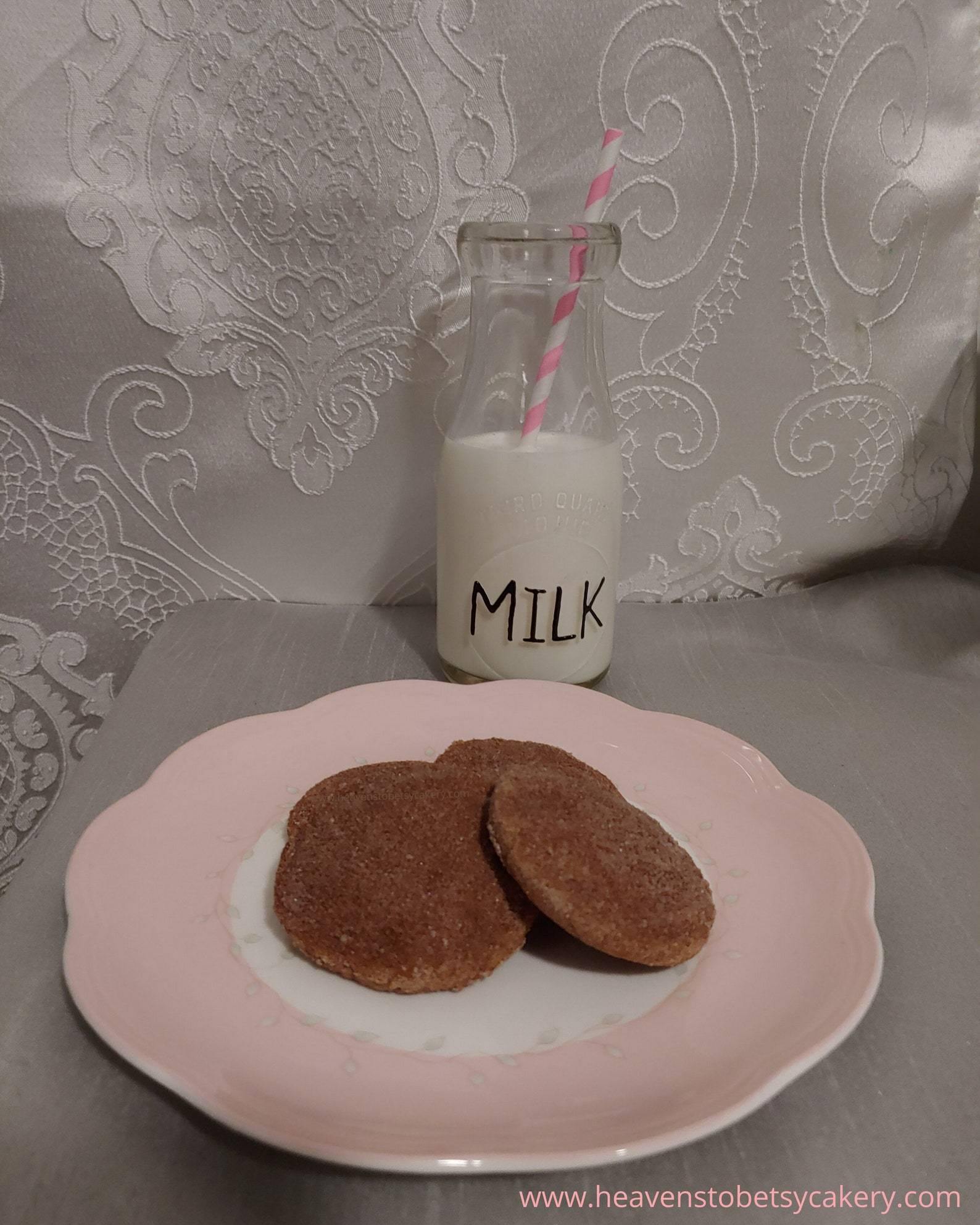 FAKE Snickerdoodle Cookies - Heavens To Betsy Cakery