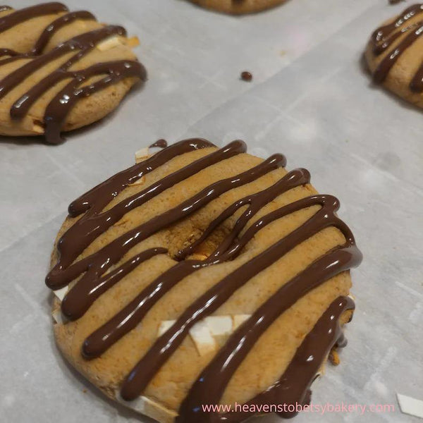 FAKE Chocolate Butter Cookies - Heavens To Betsy Cakery