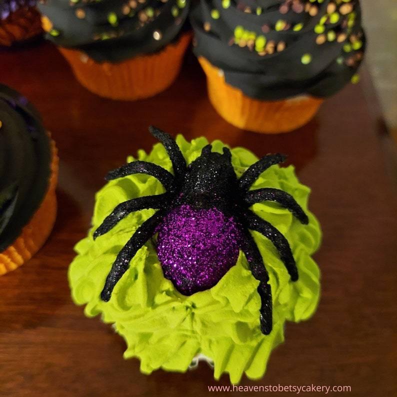 FAKE Halloween Cupcake w/Spider - Heavens To Betsy Cakery