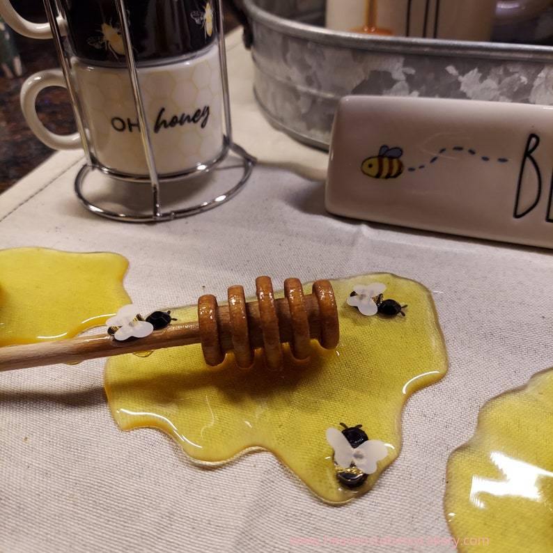 Honey Dipper w/FAKE Honey - Heavens To Betsy Cakery