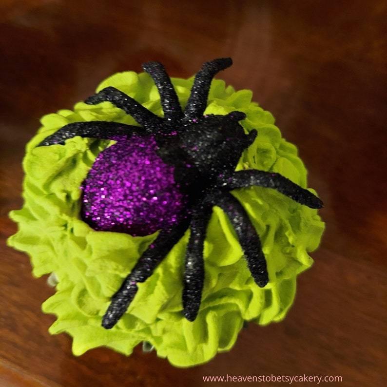 FAKE Halloween Cupcake w/Spider - Heavens To Betsy Cakery